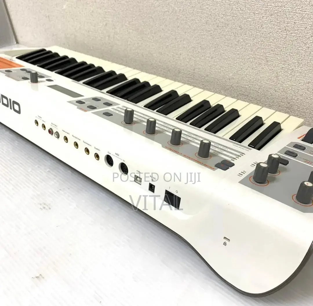 Synthesizer M-Audio Venom