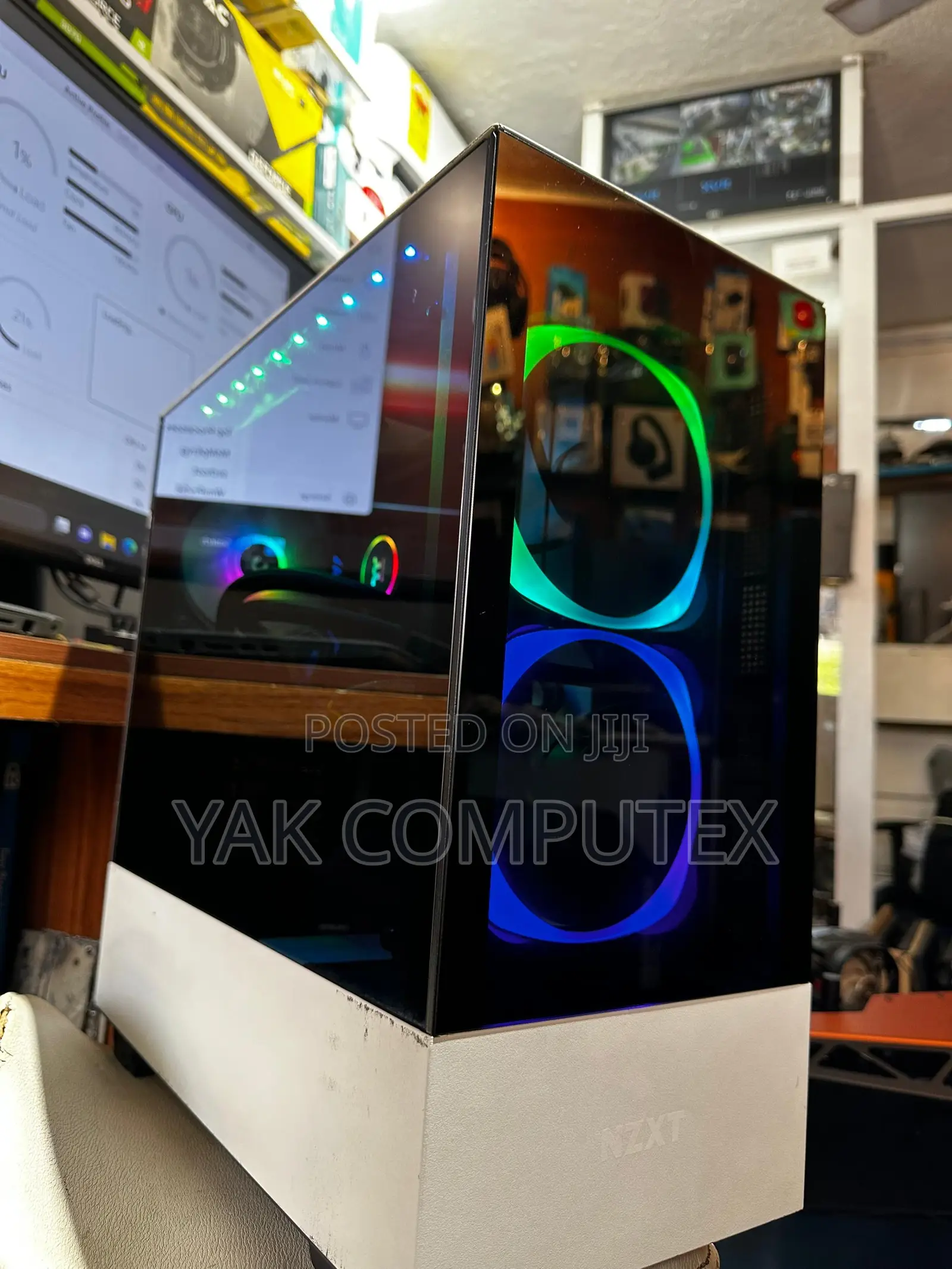New MSI Gaming 24GE 2QE 4K 32GB Intel Core i9 HDD+SSD 1.5T