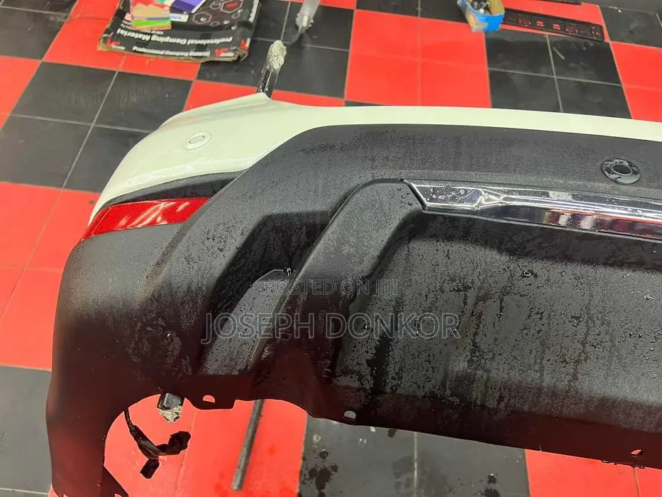Rogue/Xtrail Back Bumper Complete 2017,2018,2019,2020