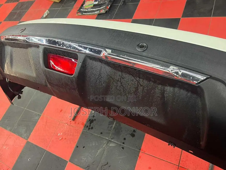 Rogue/Xtrail Back Bumper Complete 2017,2018,2019,2020