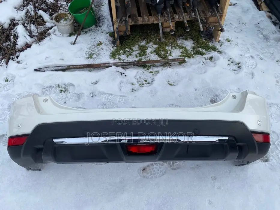 Rogue/Xtrail Back Bumper Complete 2017,2018,2019,2020