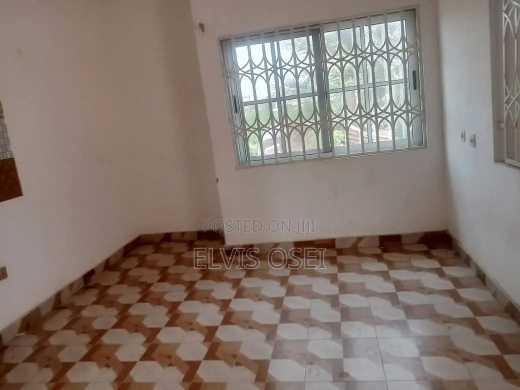 2bdrm Apartment in Ayawas Ablekuma, Accra Metropolitan for rent