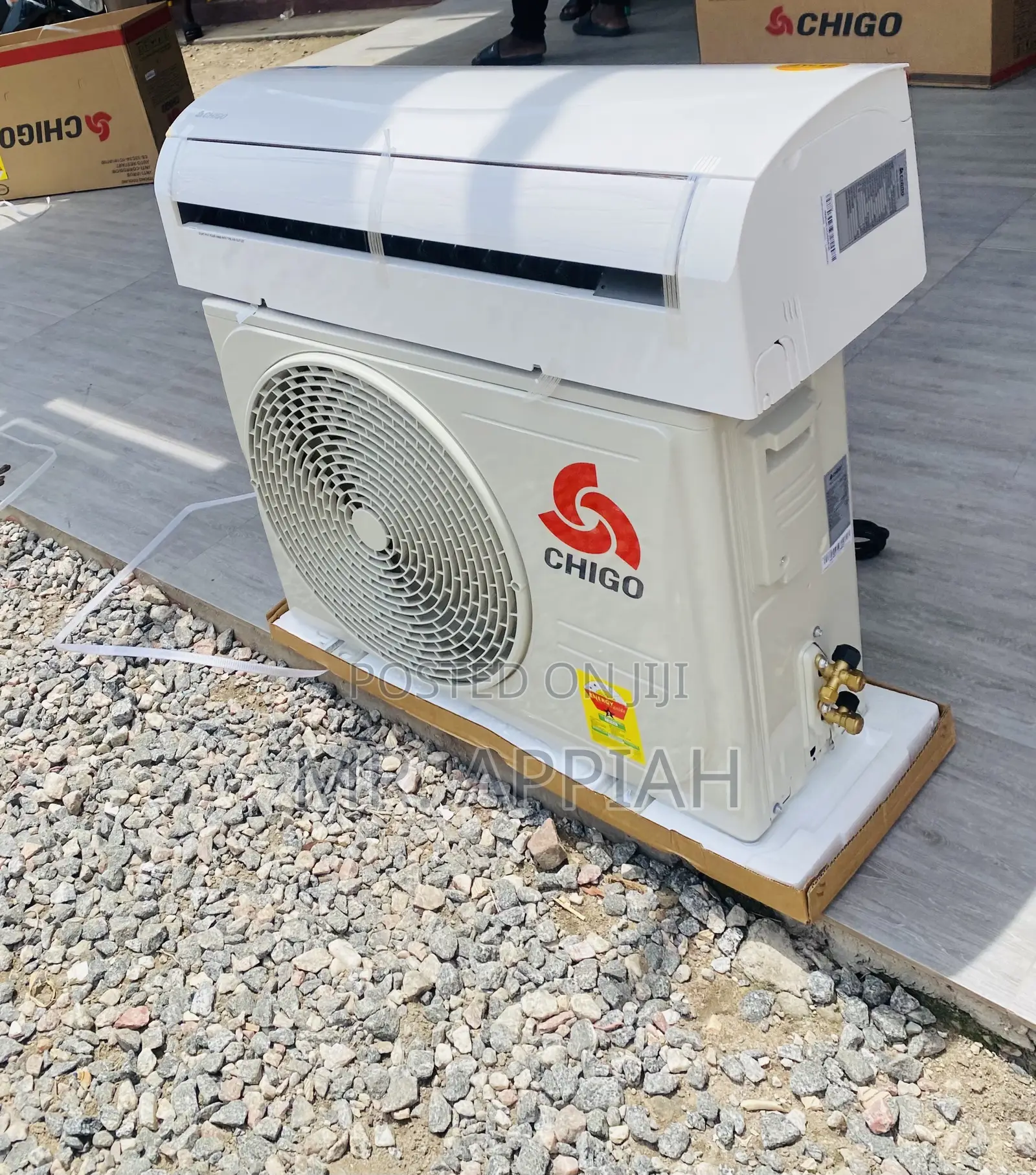 Unique Design Chigo 1.5hp Split Type Air Conditioner(White)