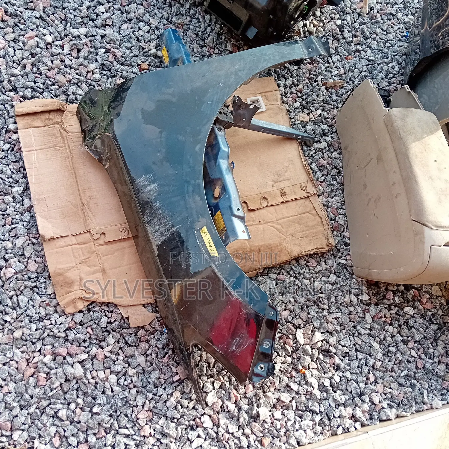 Camry Spider Fender (12-14)