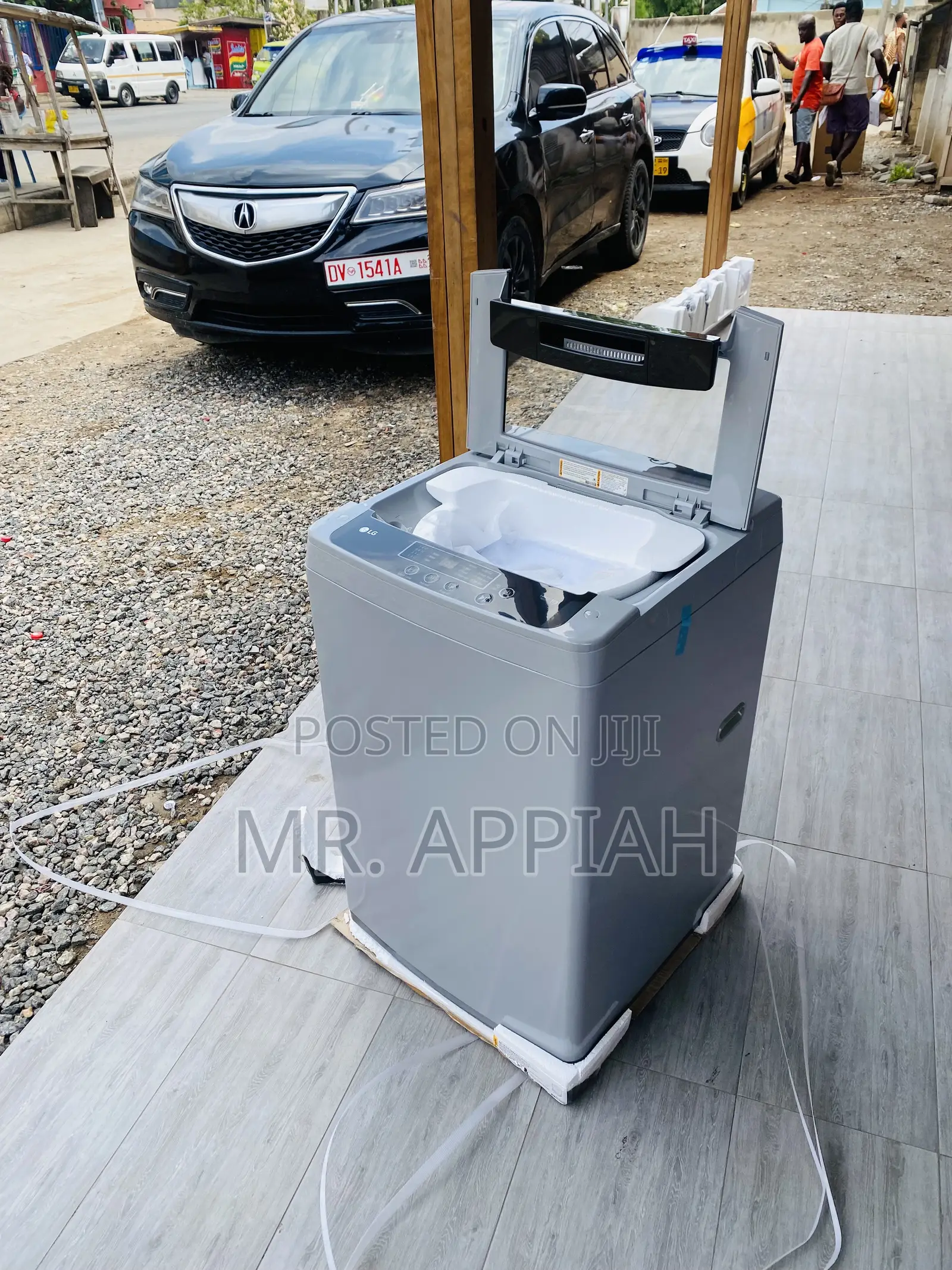 Durable and Affordable LG 9kg T9585NDHVH Washing Machine