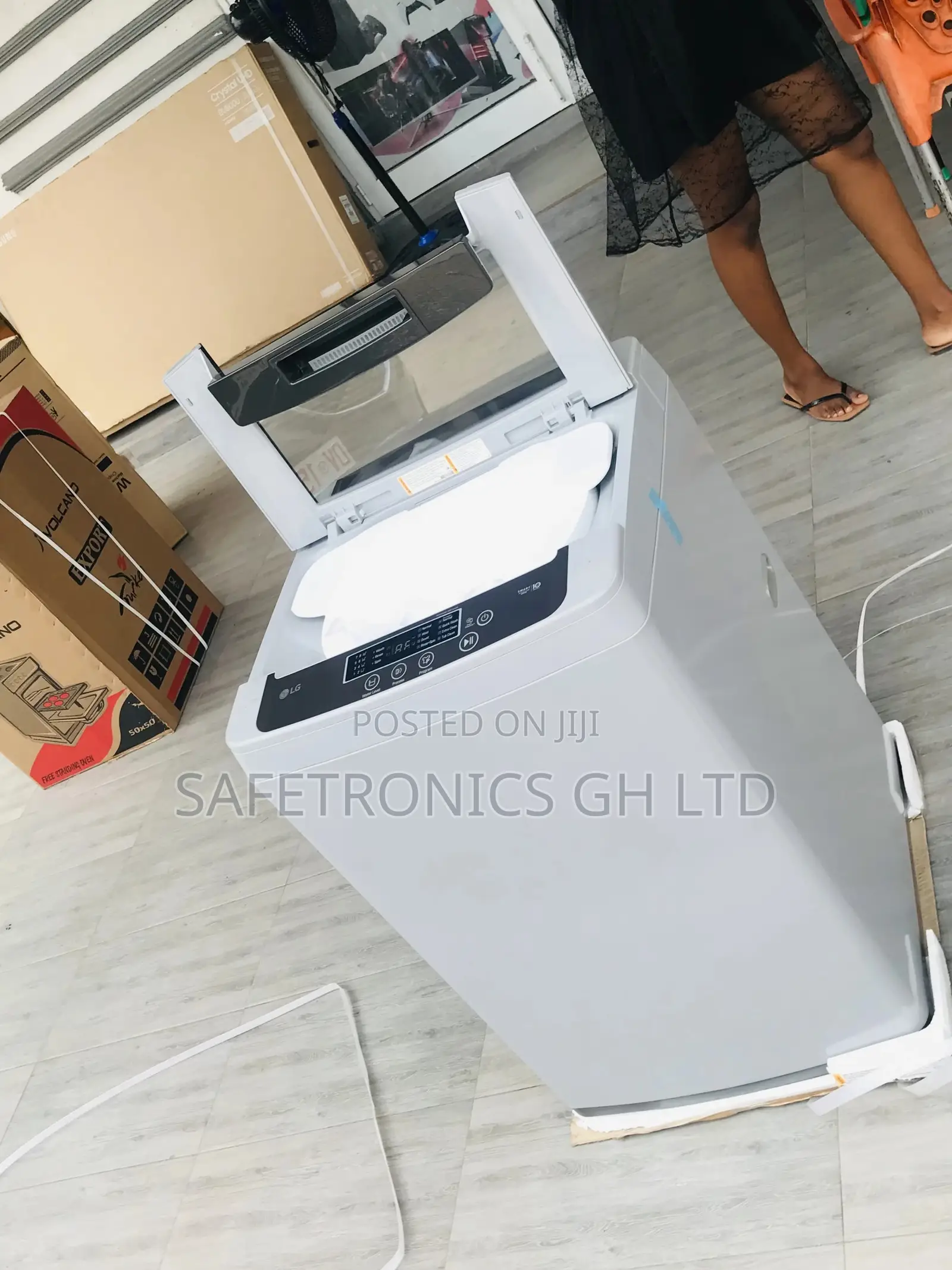 Affordable LG Gray Topload Fullyautomatic Washingmachine