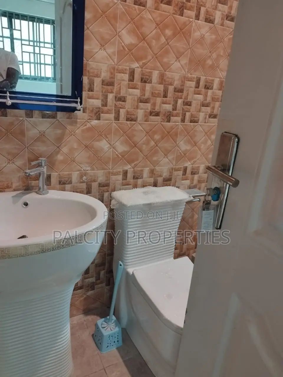 4bdrm House in Patasi Agric, Kumasi Metropolitan for sale