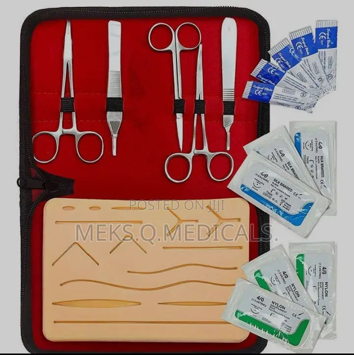 Suturing Set