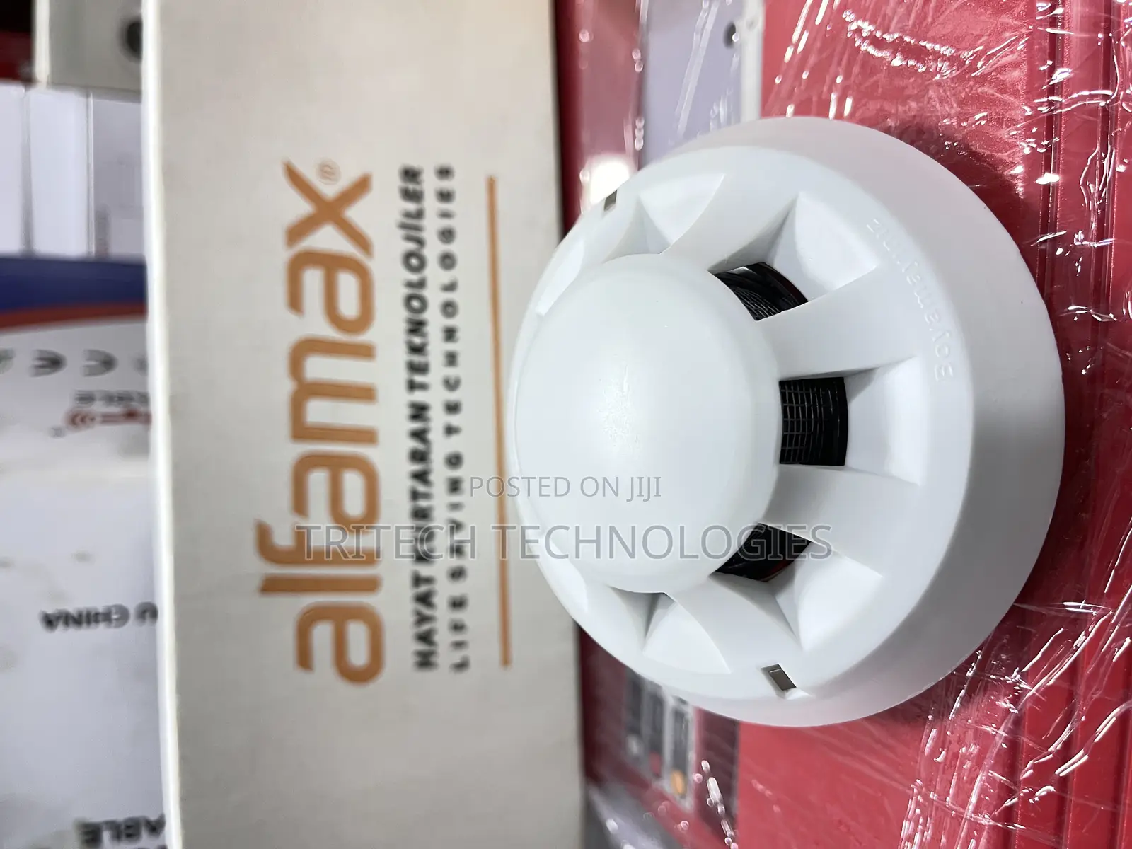 ALFAMAX Addressable Optical Smoke Detector With Base 1-1001