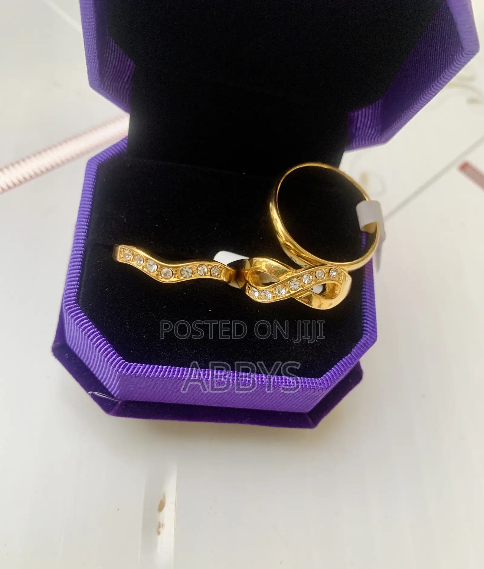 Engagement/Wedding Ring