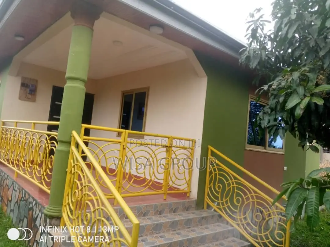 3bdrm House in Wisa Groups, Accra Metropolitan for sale