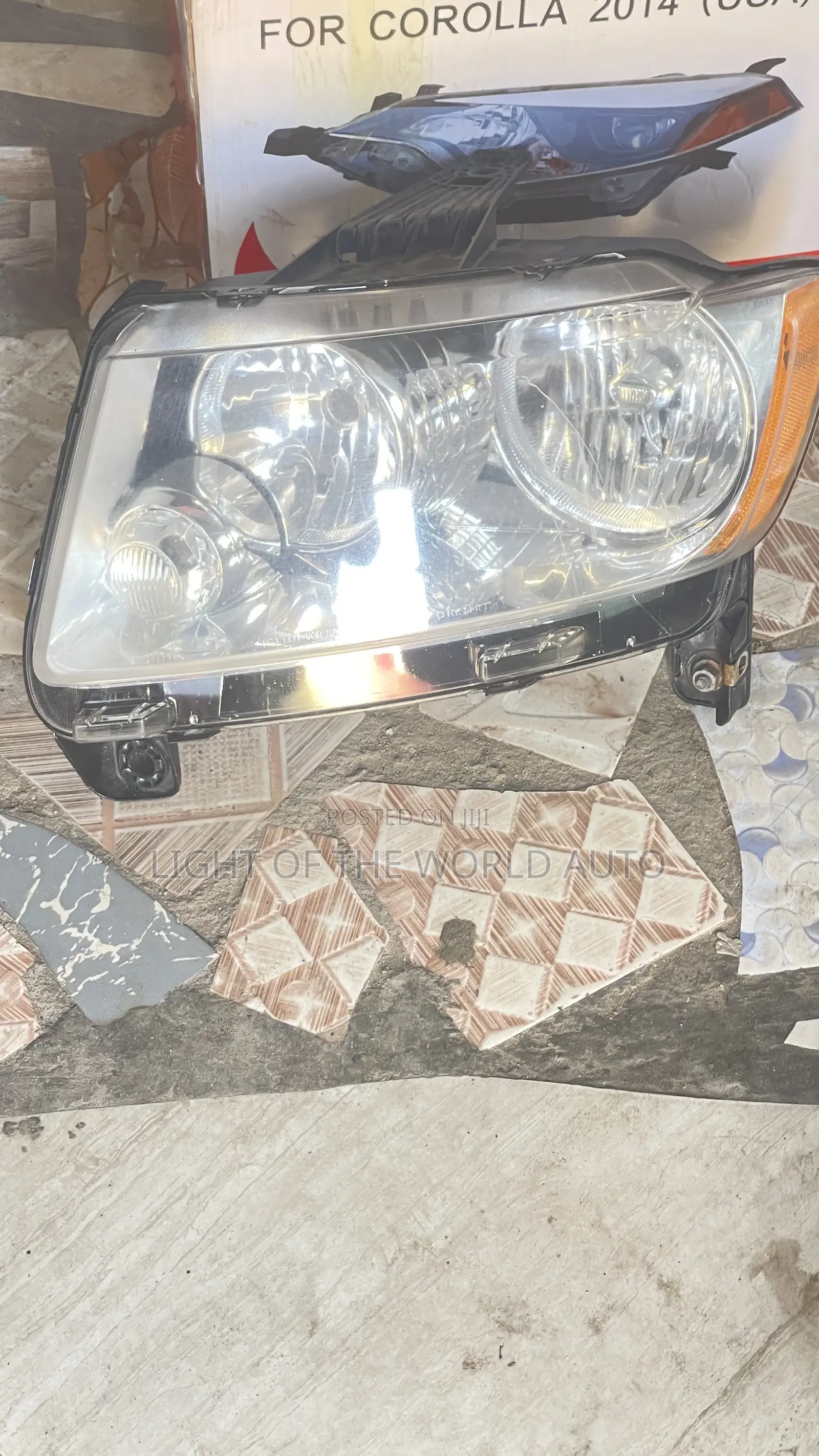 Jeep Grand Cherokee 2015 Headlight Left Side
