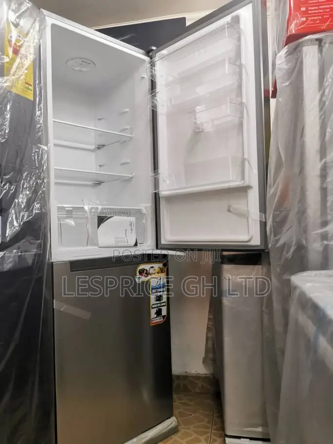 Signature ~287L Refrigerator