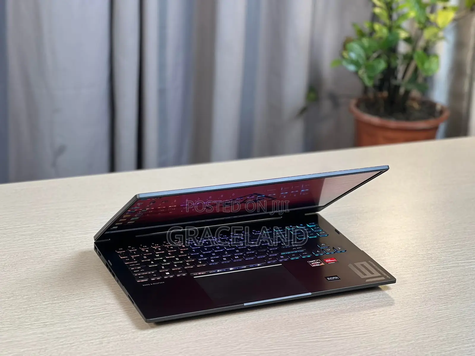 New Laptop HP Omen 16 16GB AMD Ryzen 7 SSD 1T