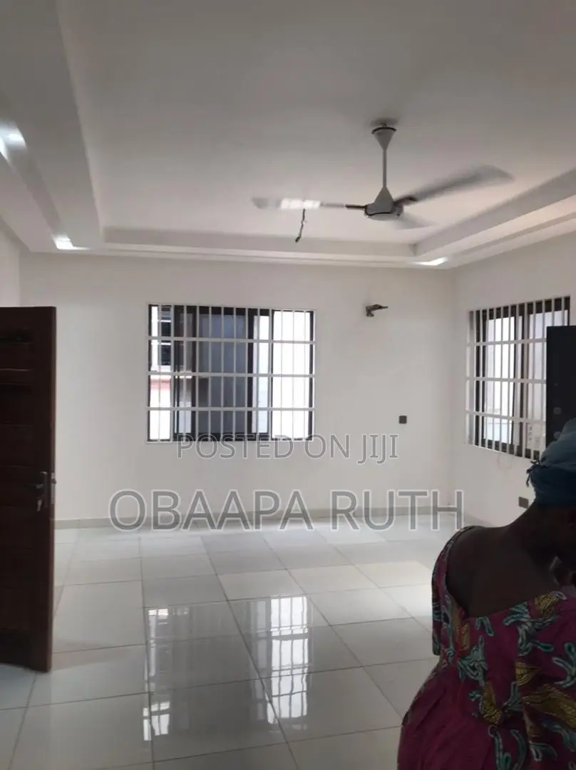 3bdrm Duplex in East Airport for rent