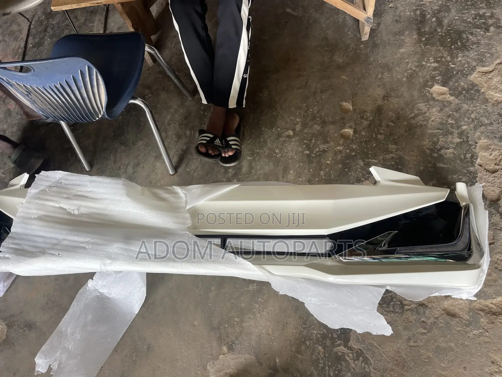 Land Cruiser Prado Spoiler Chrome Light 2018 2019 2020 2021