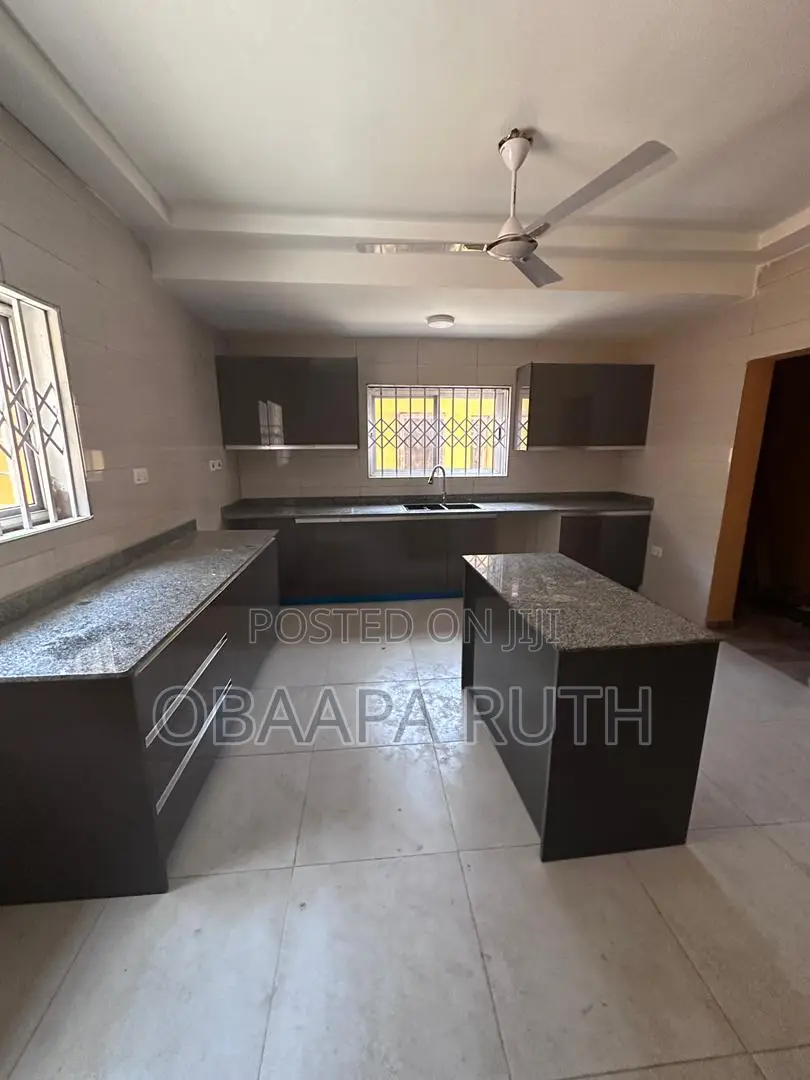 4bdrm House in East Legon for rent