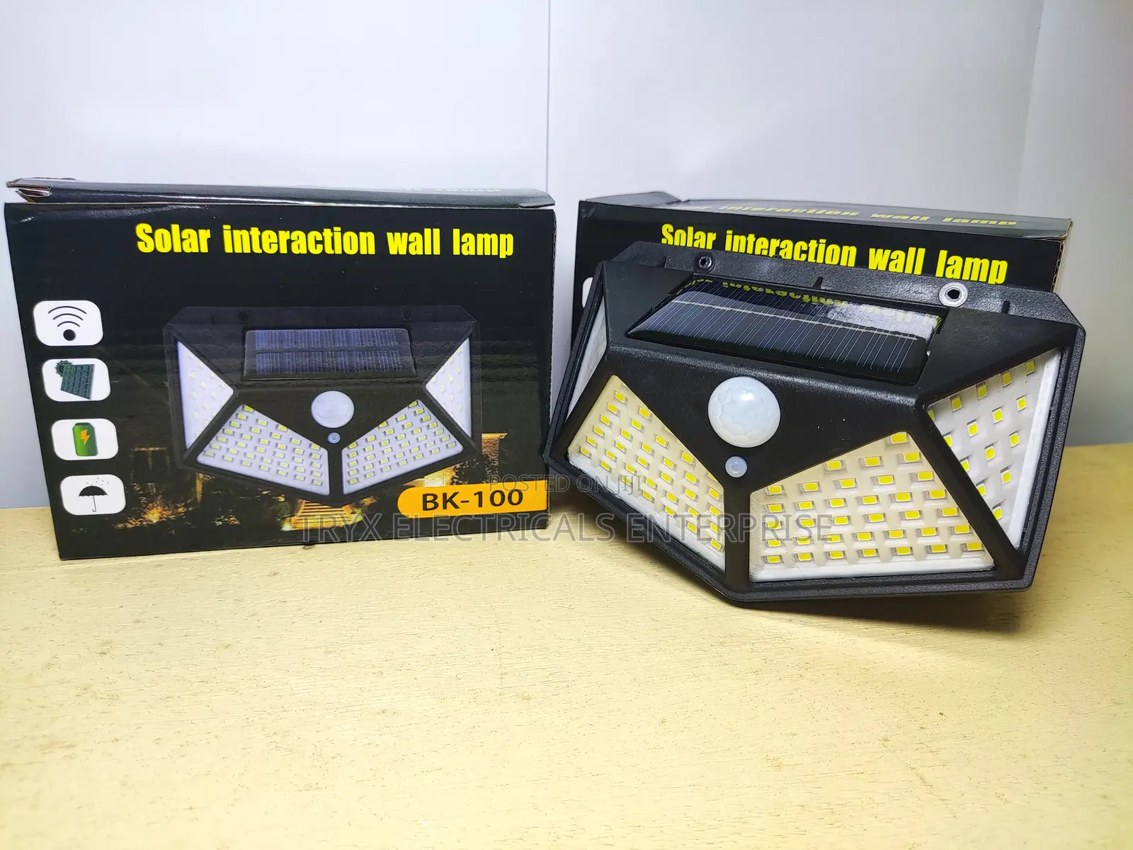 Solar Wall Light