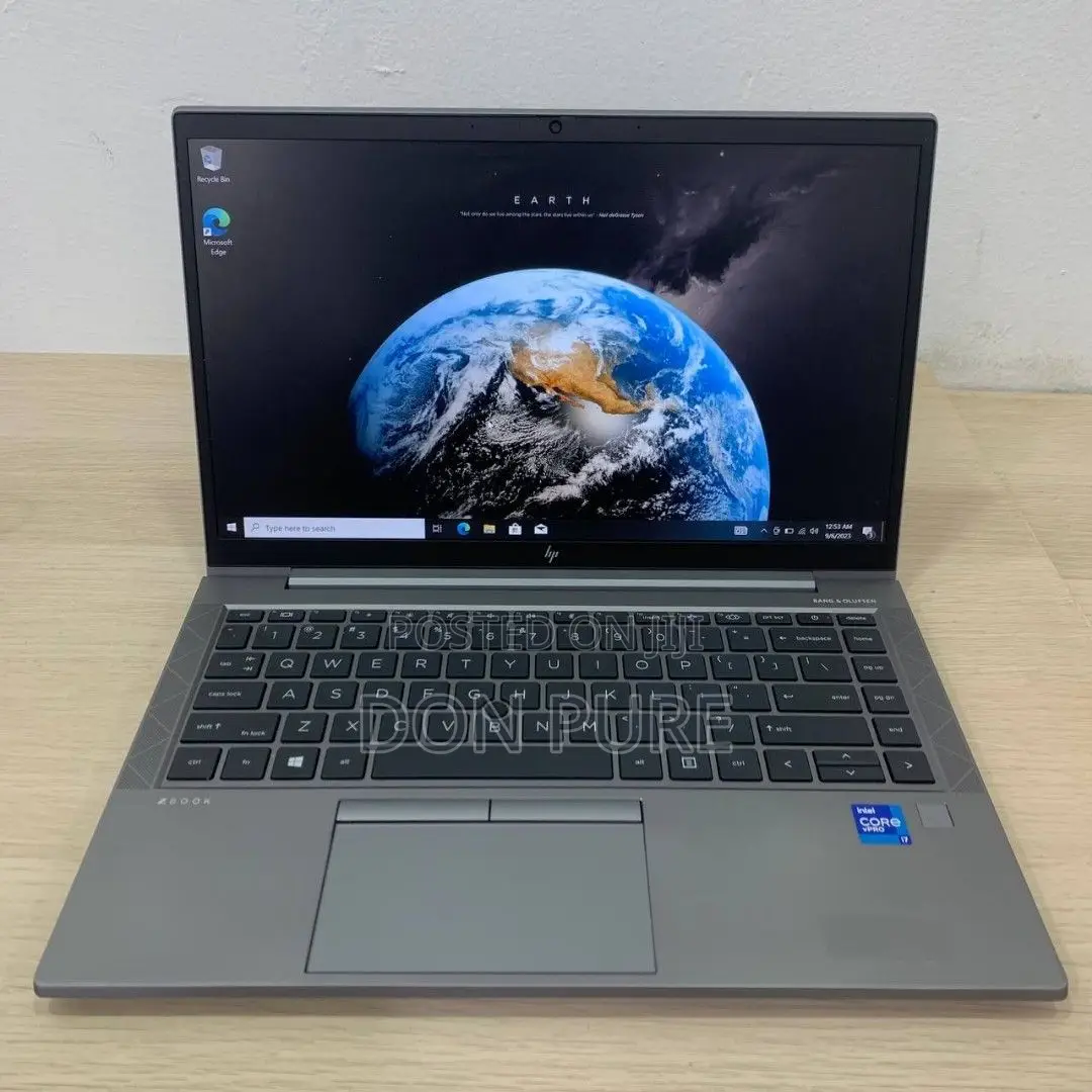 Laptop HP ZBook Firefly G8 32GB Intel Core I5 SSD 1T