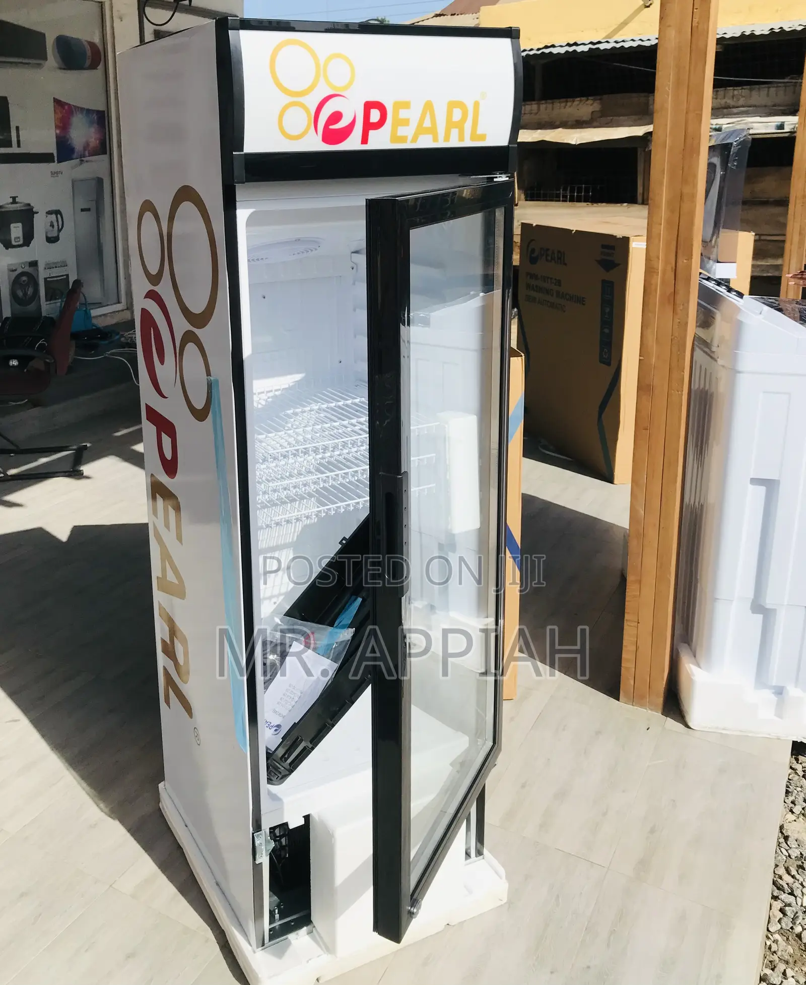 Single Door Pearl PVC-316 Electric Display Fridge.