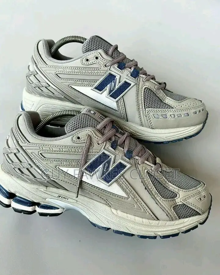 New Balance 1906R Cordura