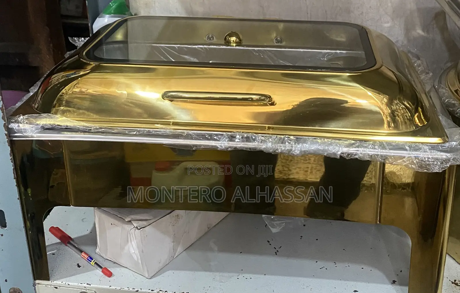 Golden Chafing Dish