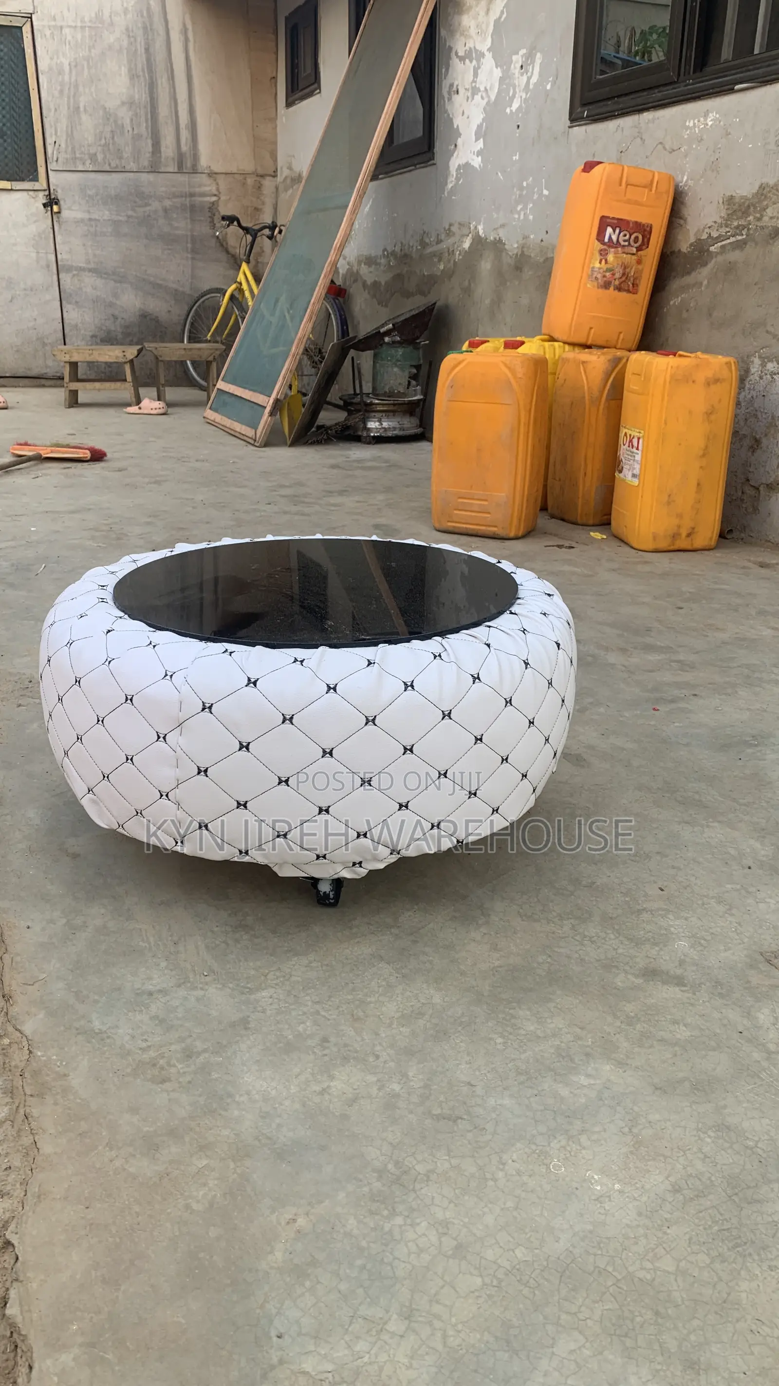 Center Table White Color Medium
