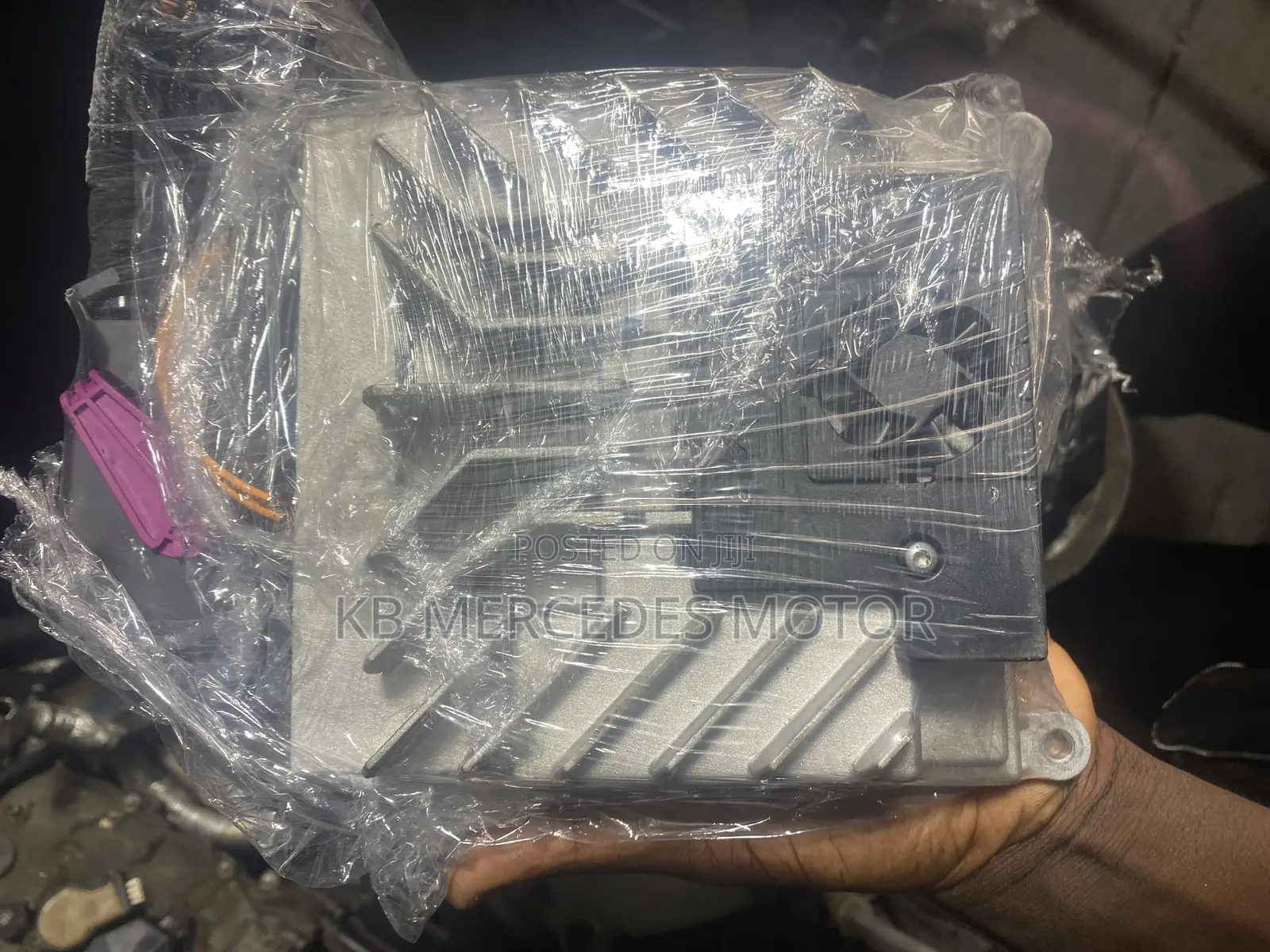 Mercedes Benz S500 S550 W222 Radio Amplifier or Boaster