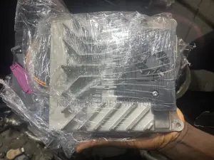 Mercedes Benz S500 S550 W222 Radio Amplifier or Boaster