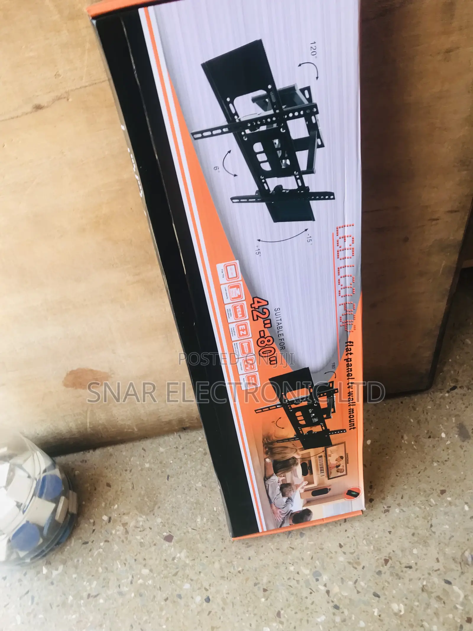 Highly Powerful Flat-Screen Adjustable TV Wall Mount