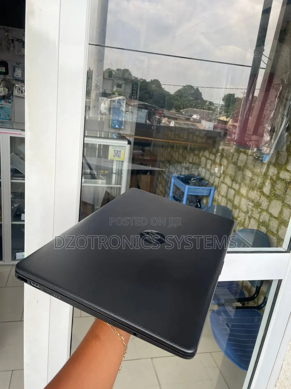 New Laptop HP 15-Dw3031 16GB Intel Core I5 HDD 1T