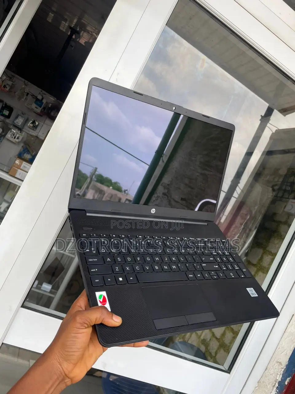 New Laptop HP 15-Dw3031 16GB Intel Core I5 HDD 1T