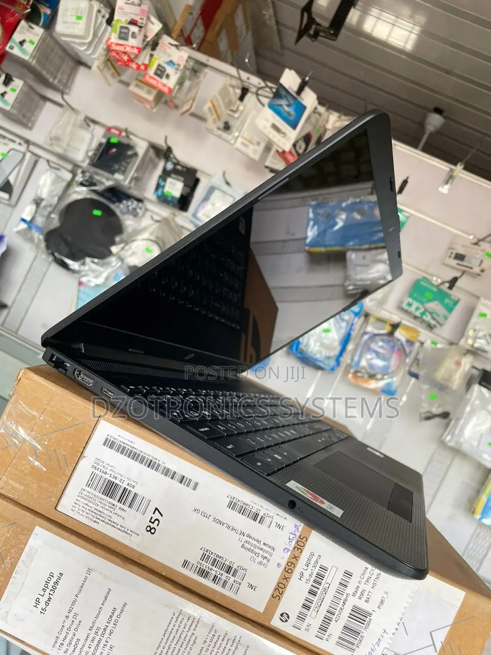 New Laptop HP 15-Dw3031 16GB Intel Core I5 HDD 1T