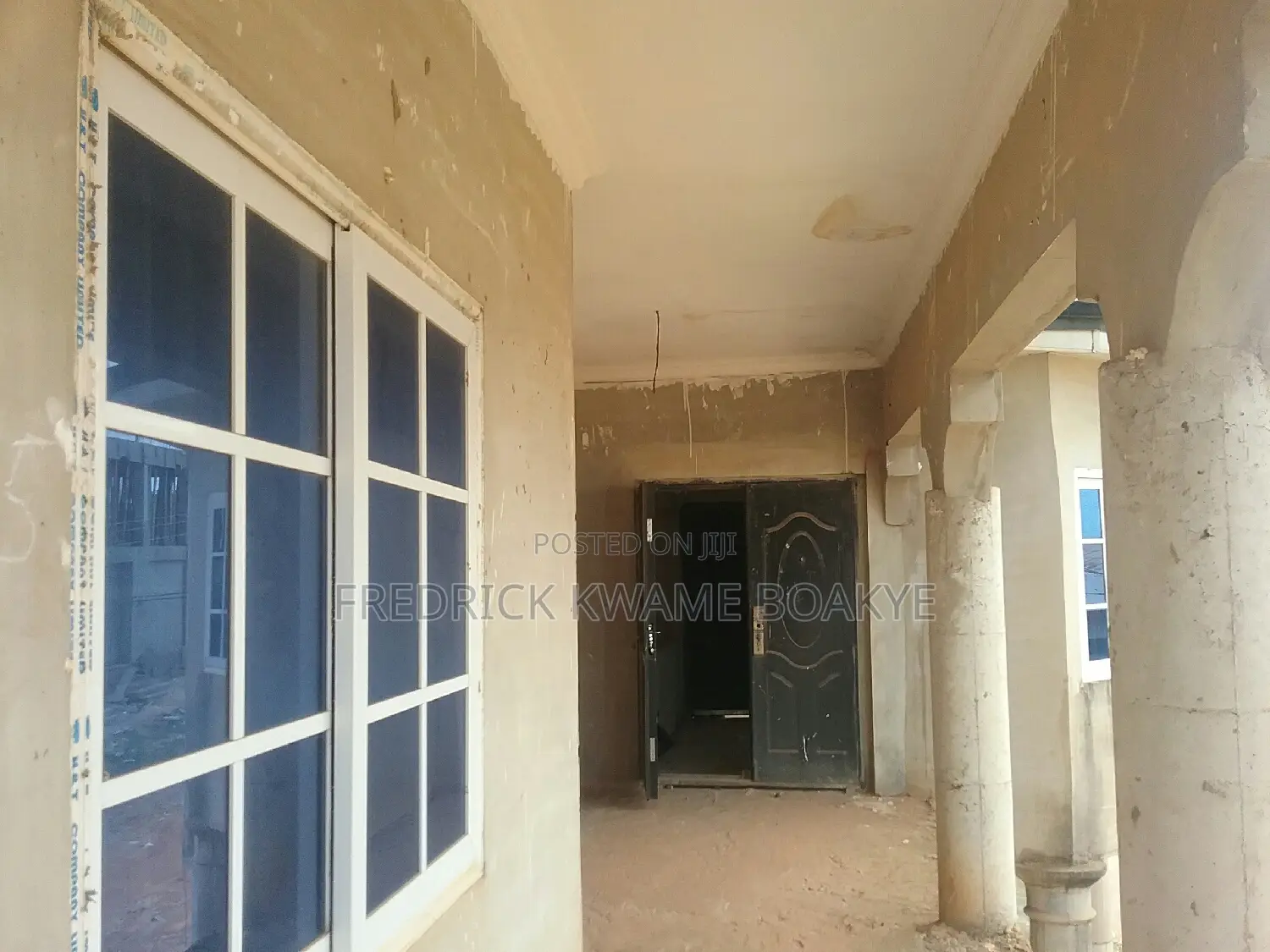 10bdrm House in Brother K Estate, Kumasi Metropolitan for rent