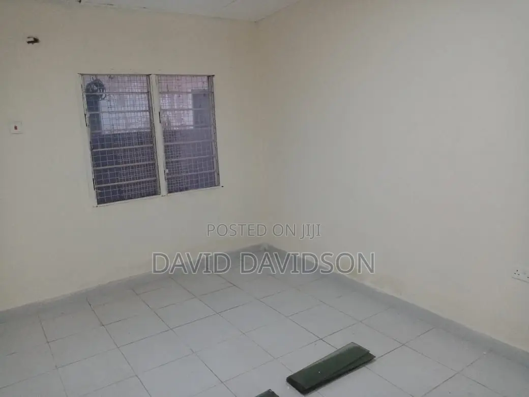 2bdrm Mansion in Executive 2 Bedroom, Tema Metropolitan for rent