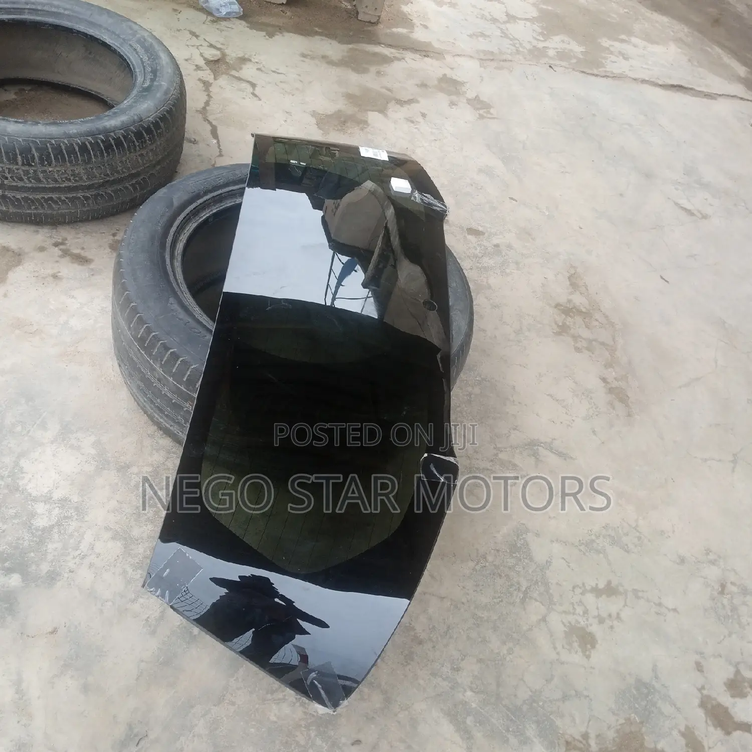 Mitsubishi Outlander 2009 Back Glass Tinted