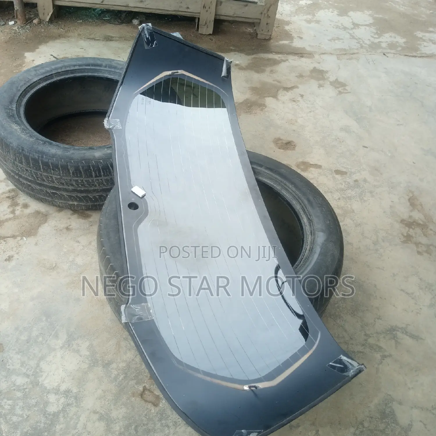 Mitsubishi Outlander 2009 Back Glass Tinted