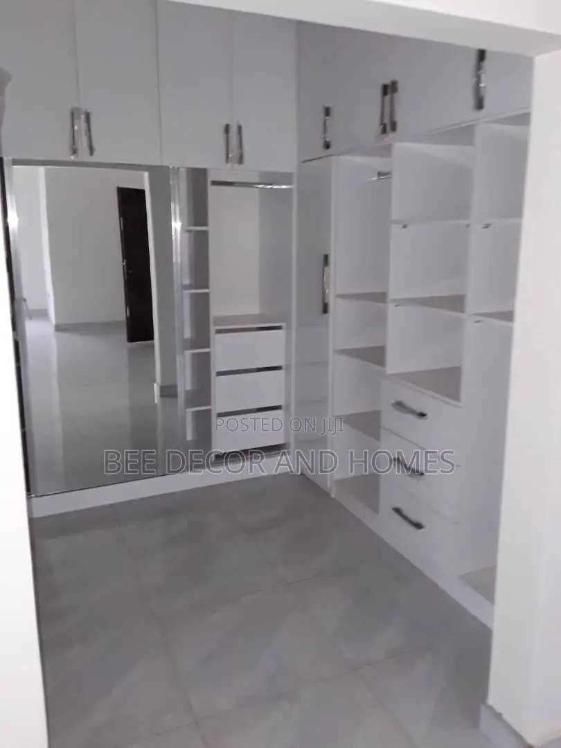 4bdrm House in Bee Decor & Homes, Tantra Hills for sale