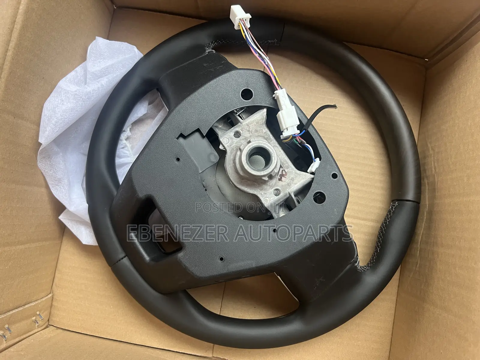 Toyota Land Cruiser 300 2021 - 2023 Upgrade Steering Wheel