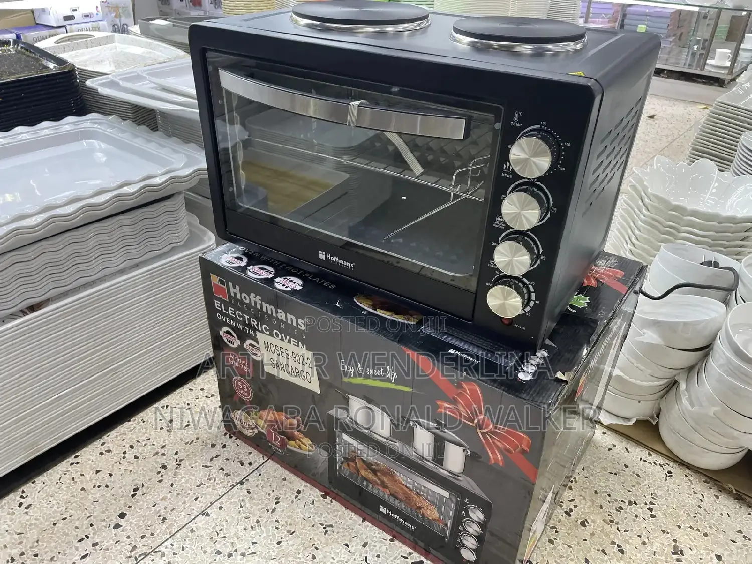 Hoffmans Electric Oven With 2 Hot Plate on Top