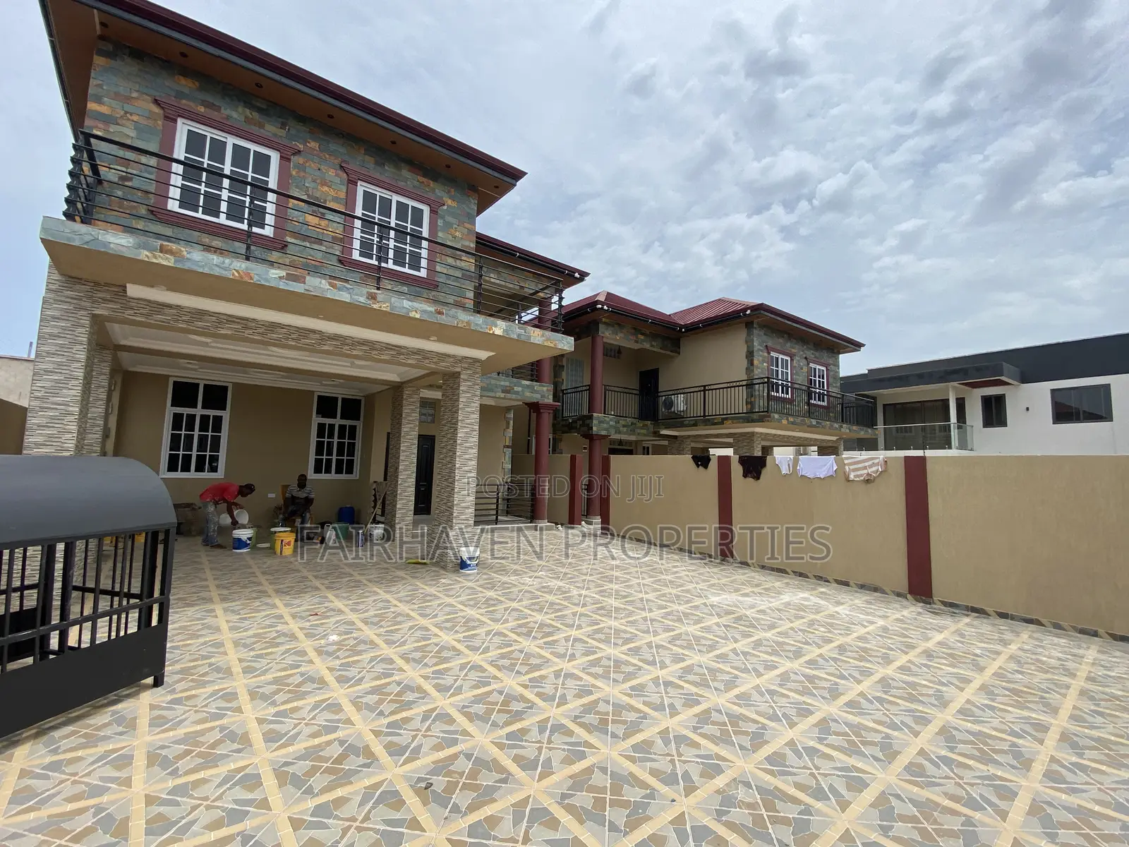 4bdrm House in Tseaddo, Airport Residential Area for rent