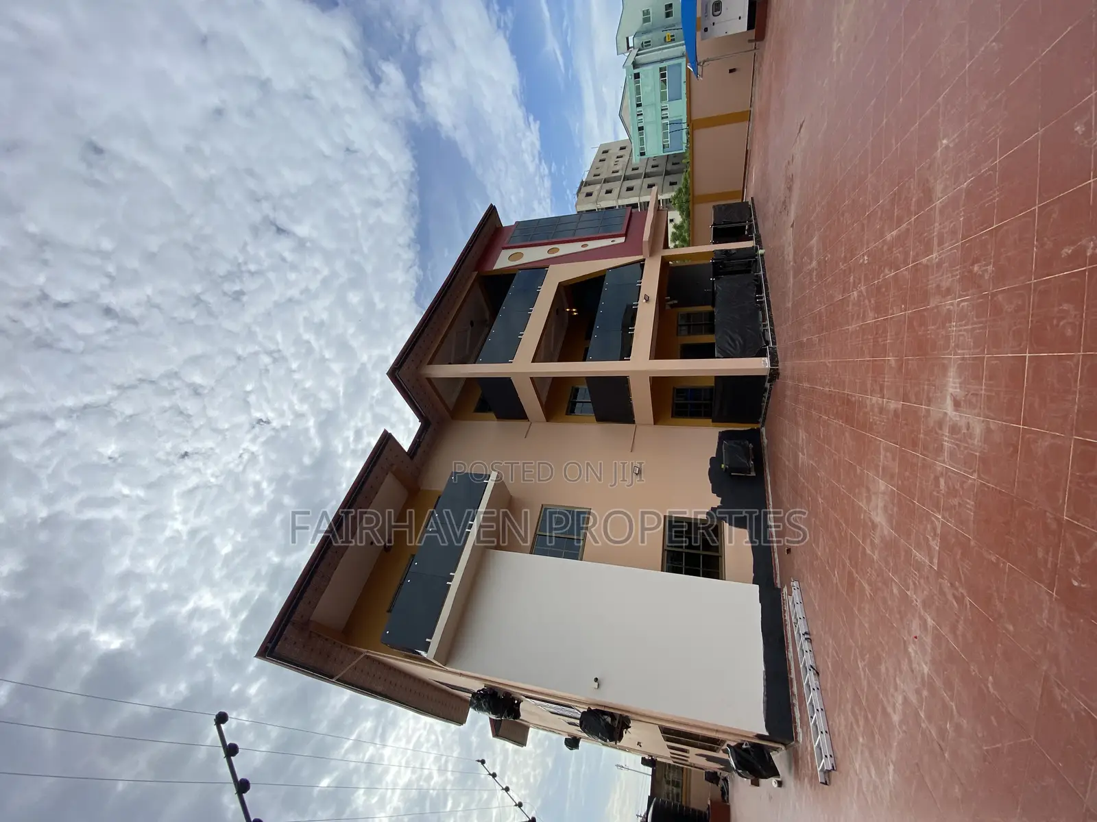 4bdrm Apartment in Tseaddo, Airport Residential Area for rent