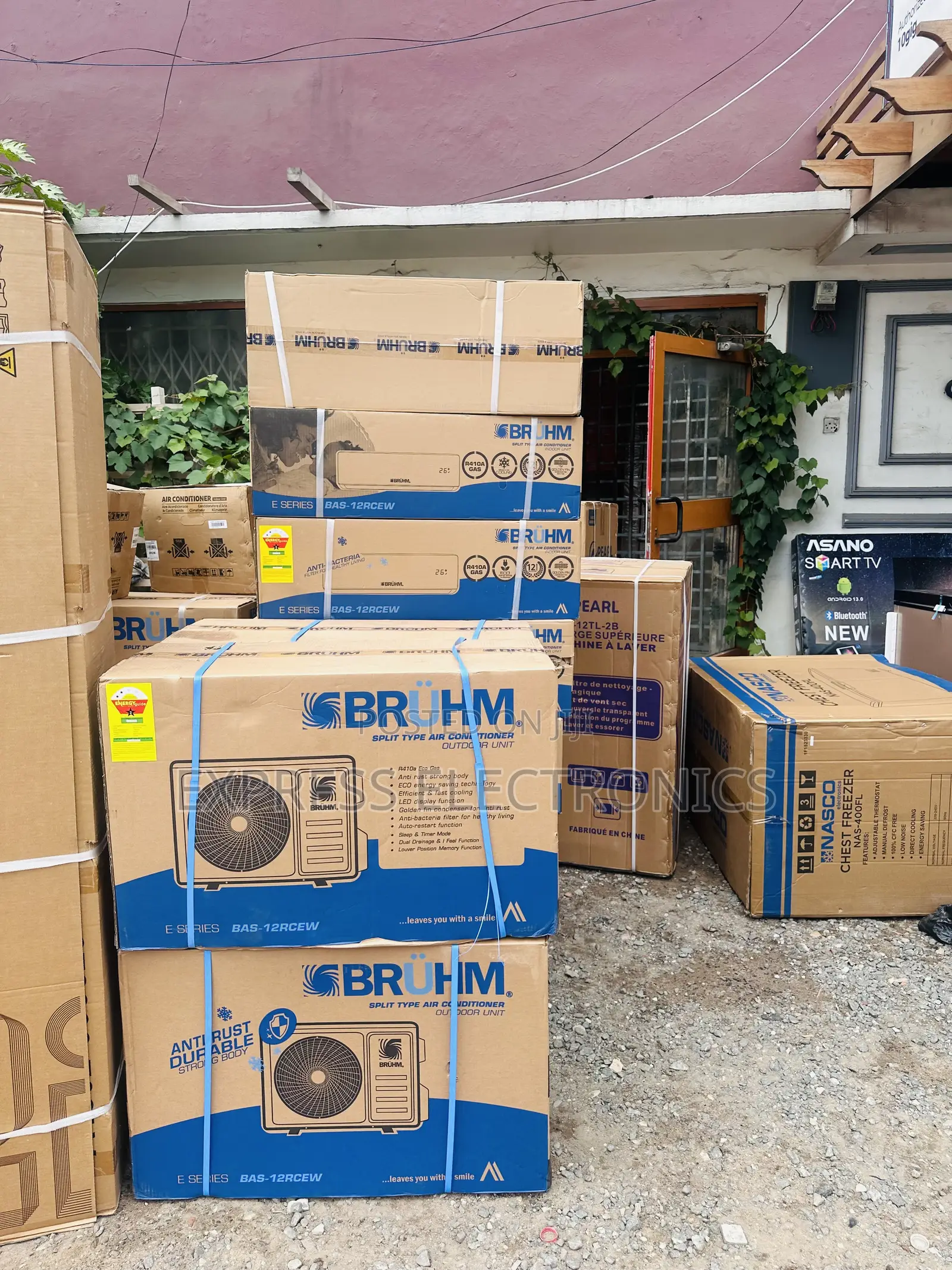 Get a New Bruhm 2.5hp. Inverter. Split. White.