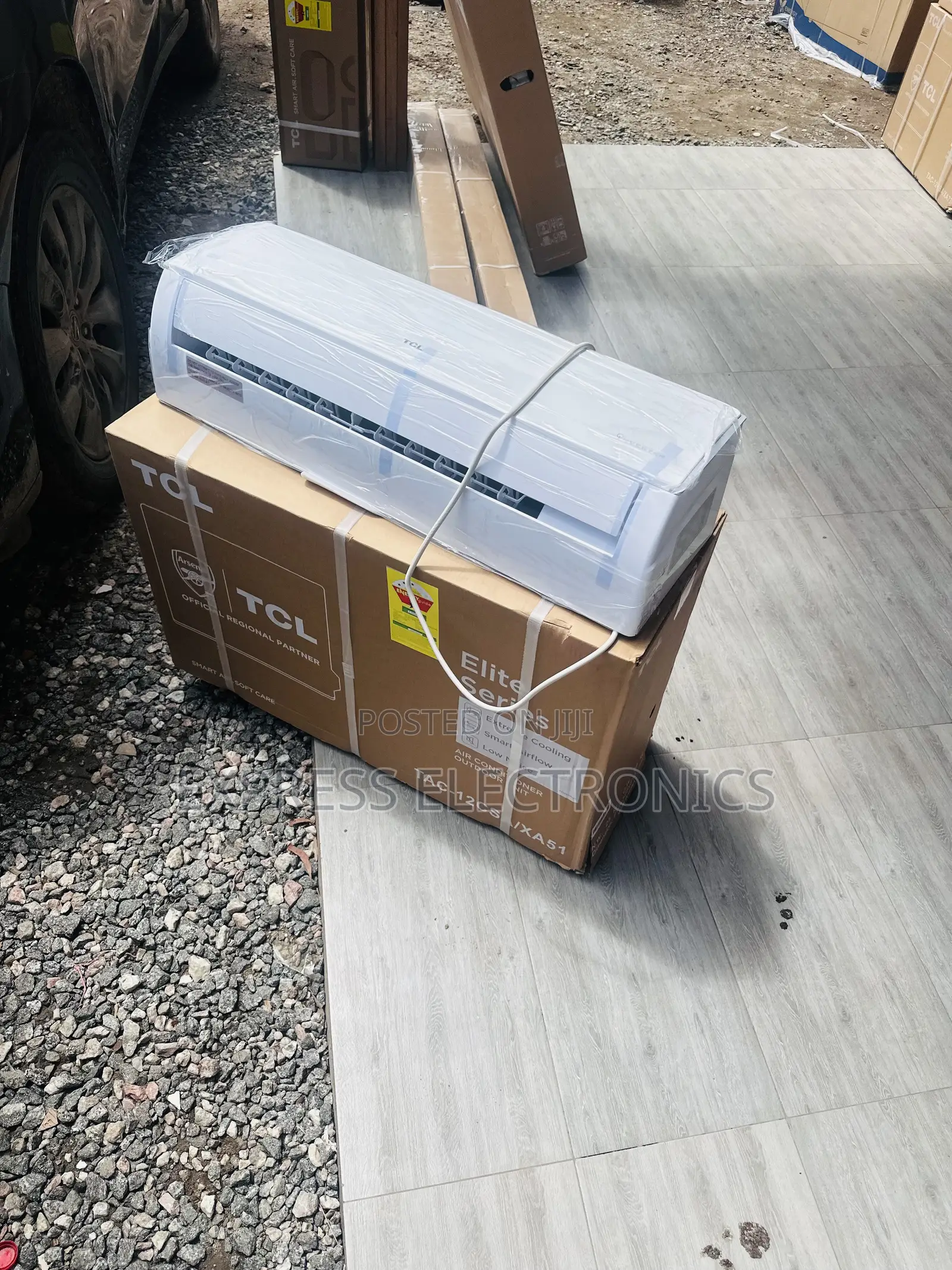 Newly White Air Conditioner TCL 2.0hp Split R410 Gas White.