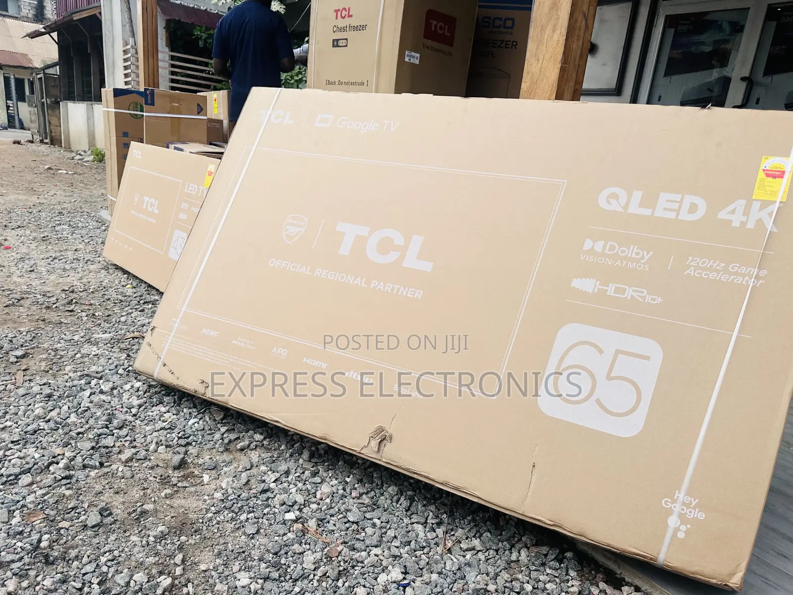 Slim Smart QLED Smart 65C645 Tv.