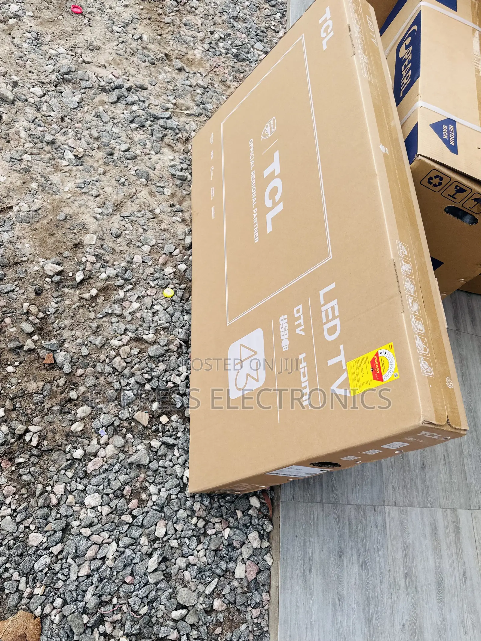 Slim Sleek Black 43s5400 TCL 43”Smart Glossy
