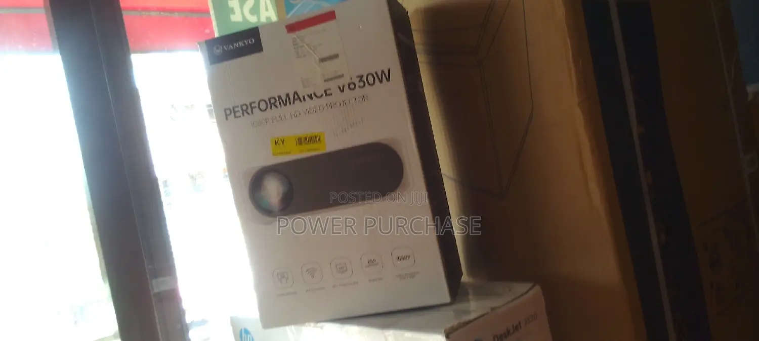 Dimmable Projector Vankyo Performance V630w >
