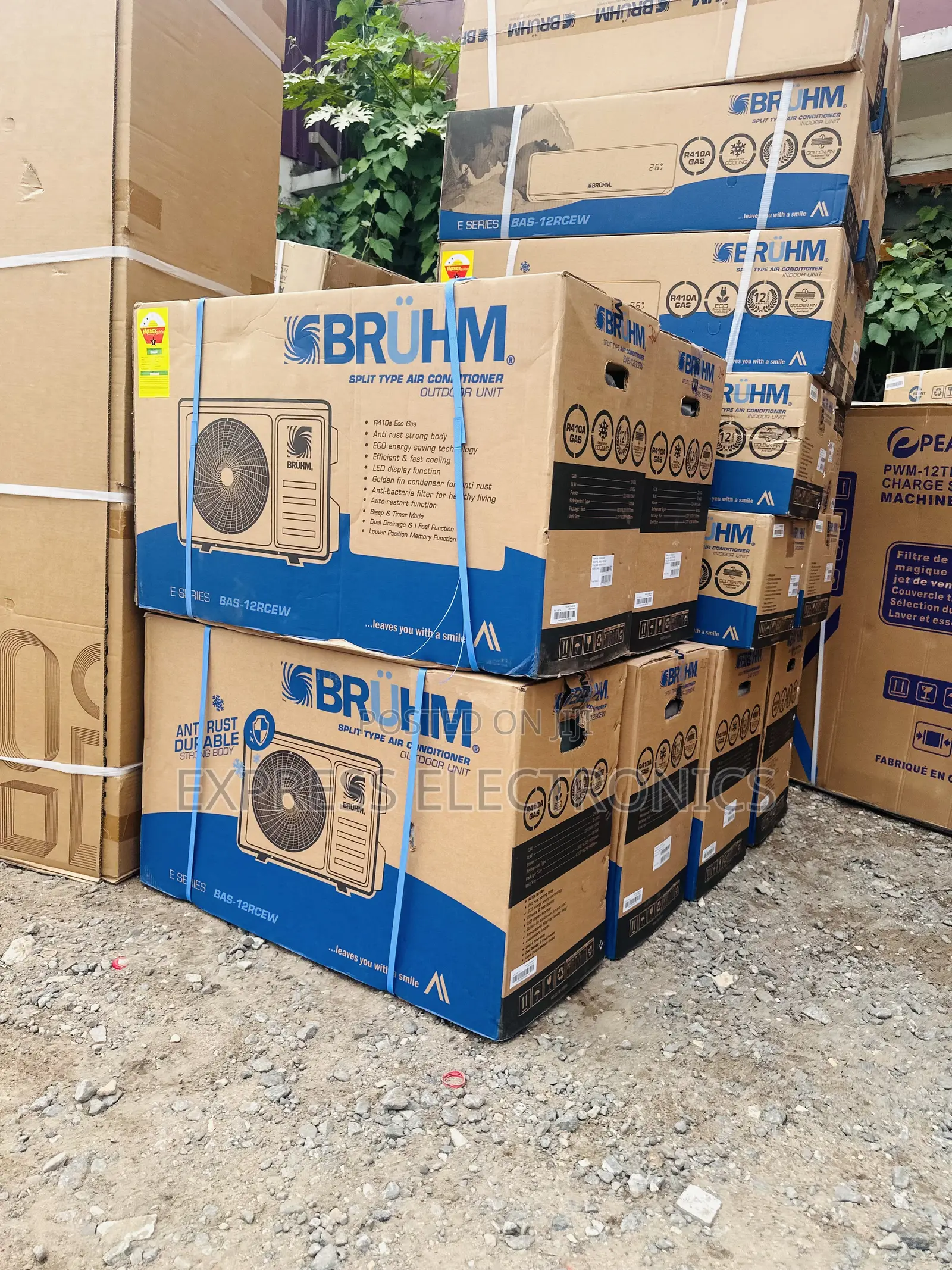 1 Year Warranty on Bruhm R410 Gas White 1.5hp
