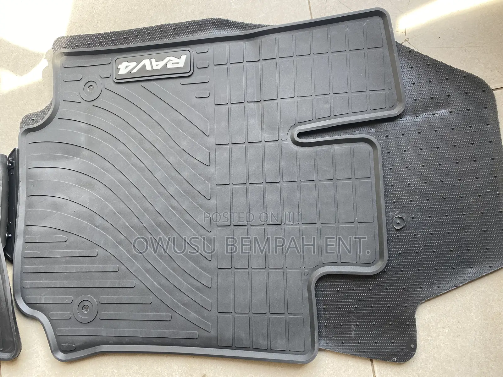 Rav4 2019+ Floor Mat