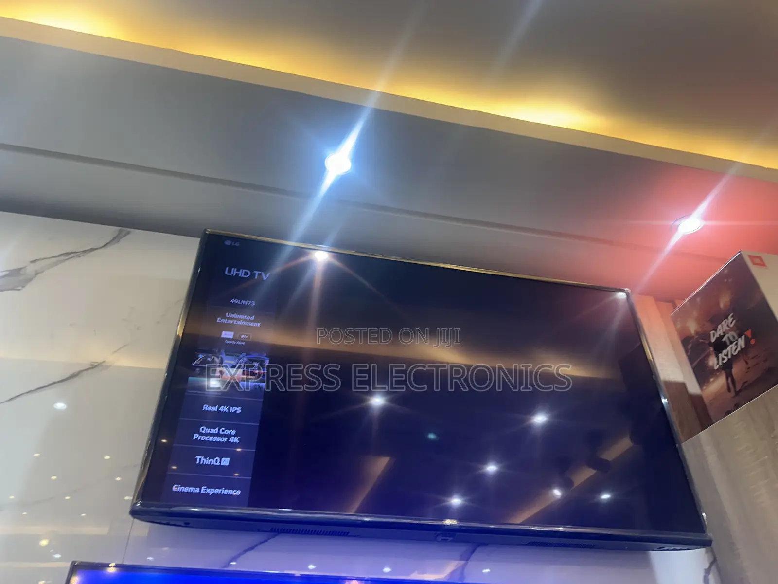 Slim Sleek Tv Lg UHD Smart Glossy 49un7340